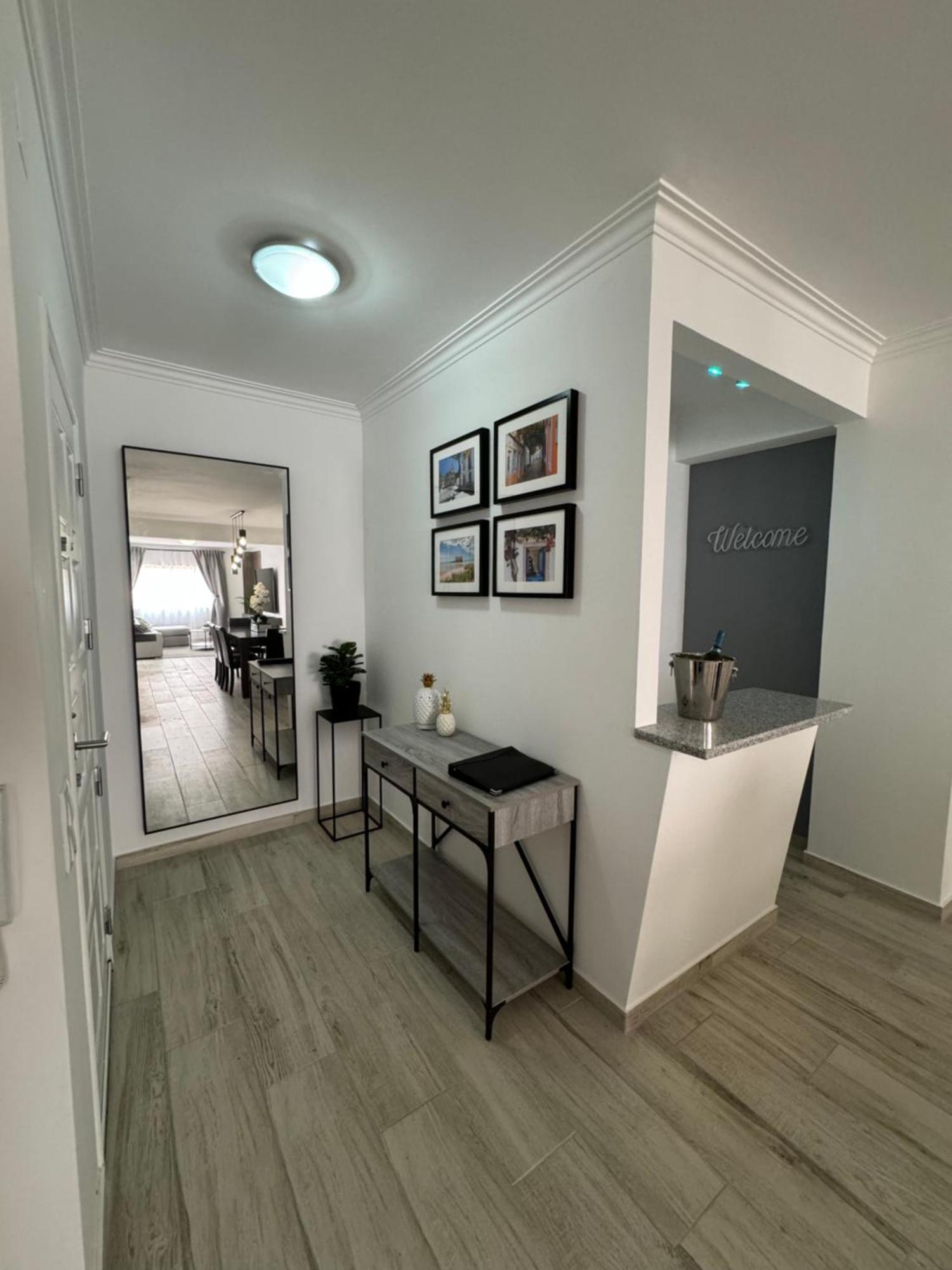 Princess Retreat Beautiful Modern Aprt 2 Min Walk From Quarteira Beach Bagian luar foto